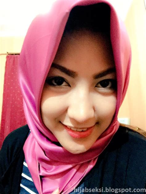 jilbab nyepong|Indonesia Hijab Nyepong Porn Videos .